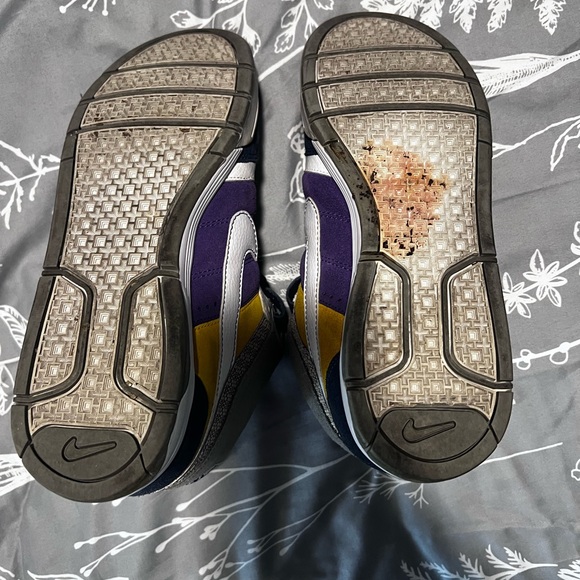 Nike Air Mogan Mid Premium - Picture 13 of 16